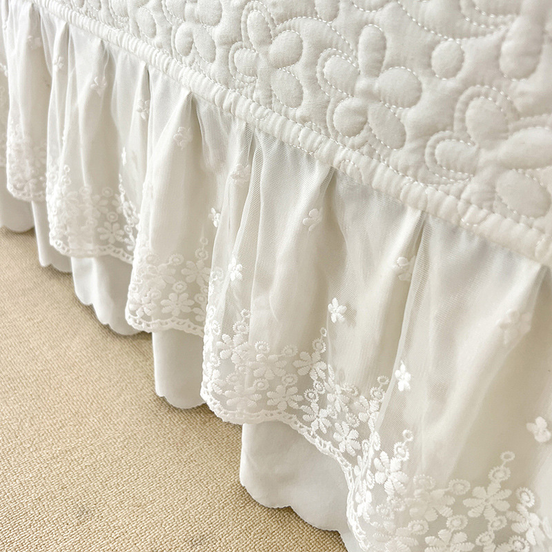 Lace Bedding Set With Bowknot Detail Soft Washed Cotton Bed Linen_voghion.com