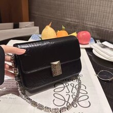 �¿�С���L���а����r��朗l��С�����ٴ�߼�б���Ҹ�μ�Ů��