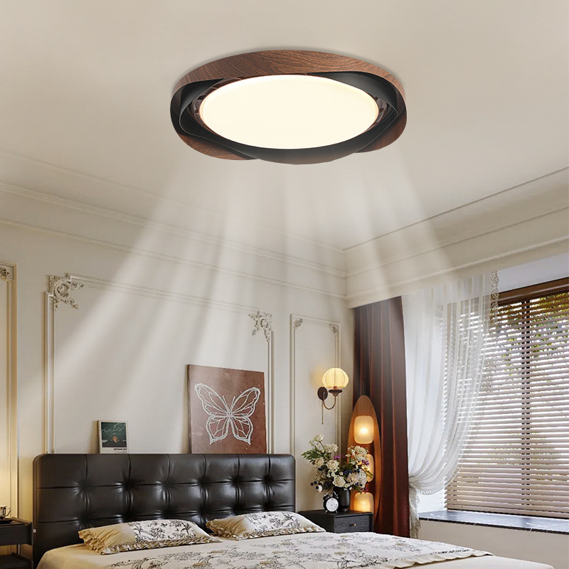 Lámpara de techo de ventilador de dormitorio de estilo medio Diseñador nórdico 2025 nuevo dormitorio principal de estilo pastoral lámpara de habitación creativa