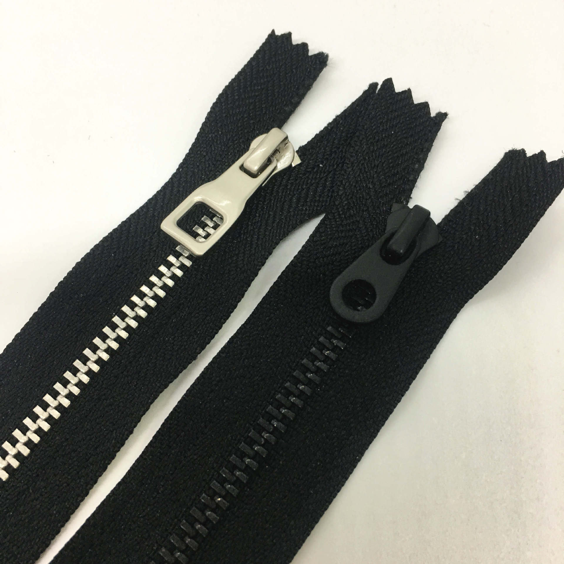 厂家批发3号Y牙金属拉链黑古铜珍珠叻齿闭尾拉锁拉头服装口袋拉链-阿里巴巴