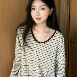 原版色织雪花设计感小众正肩条纹长袖T恤女春秋宽松显瘦慵懒上衣
