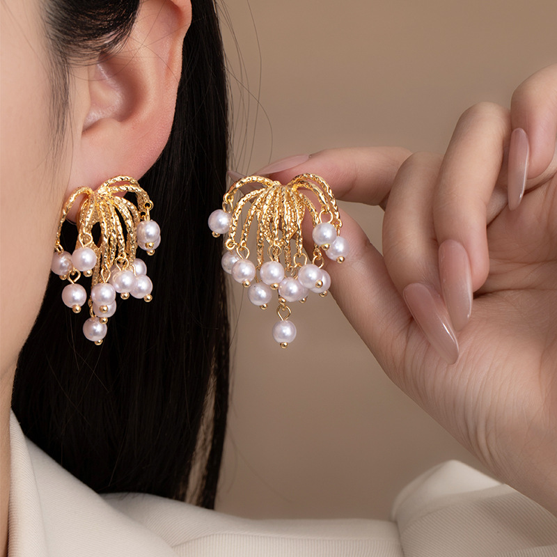 Exquisite 925 Silver Needle Pearl Drop Earrings Gold Texture Style_voghion.com