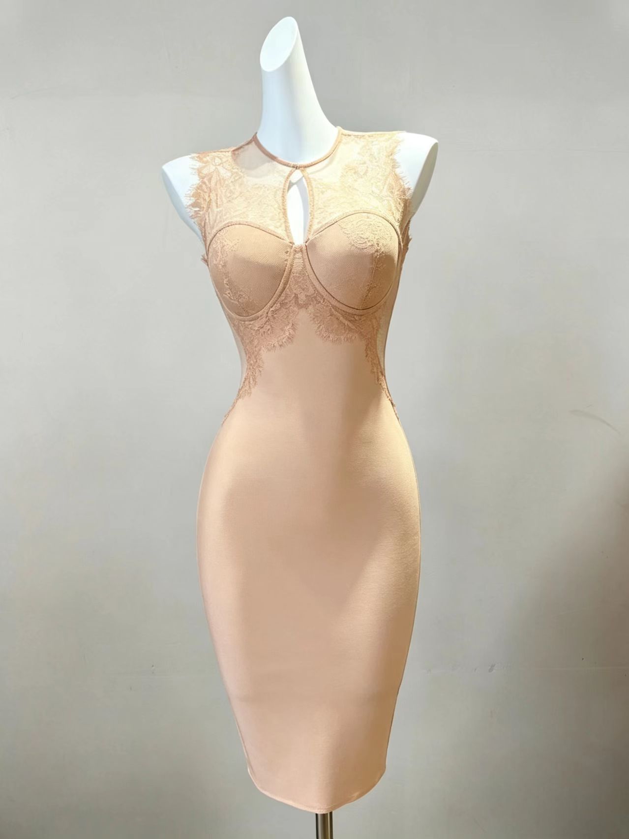 Платье-бандаж High End короткое, цвет шампань, XS