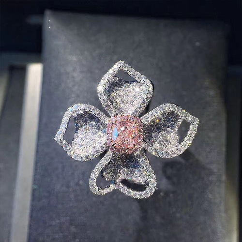 AliExpress fashion luxury light luxury group set pink diamond ring for women four-leaf clover flower European full diamond ring