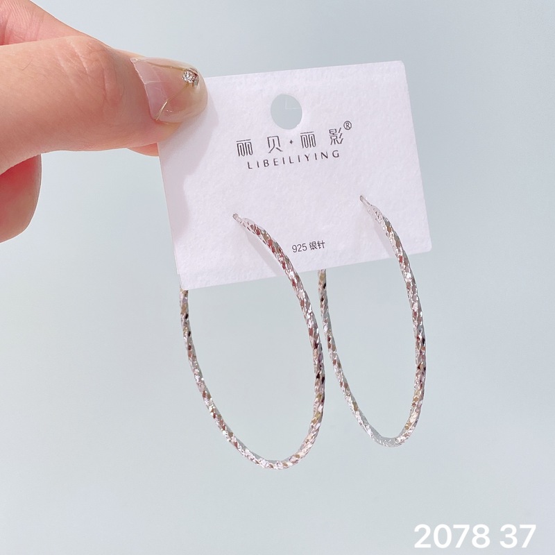 Libelly Shadow 925 シルバー針韓国のシンプルなコールドスタイルイヤリング多用途メタルツイストレディースイヤリング|undefined