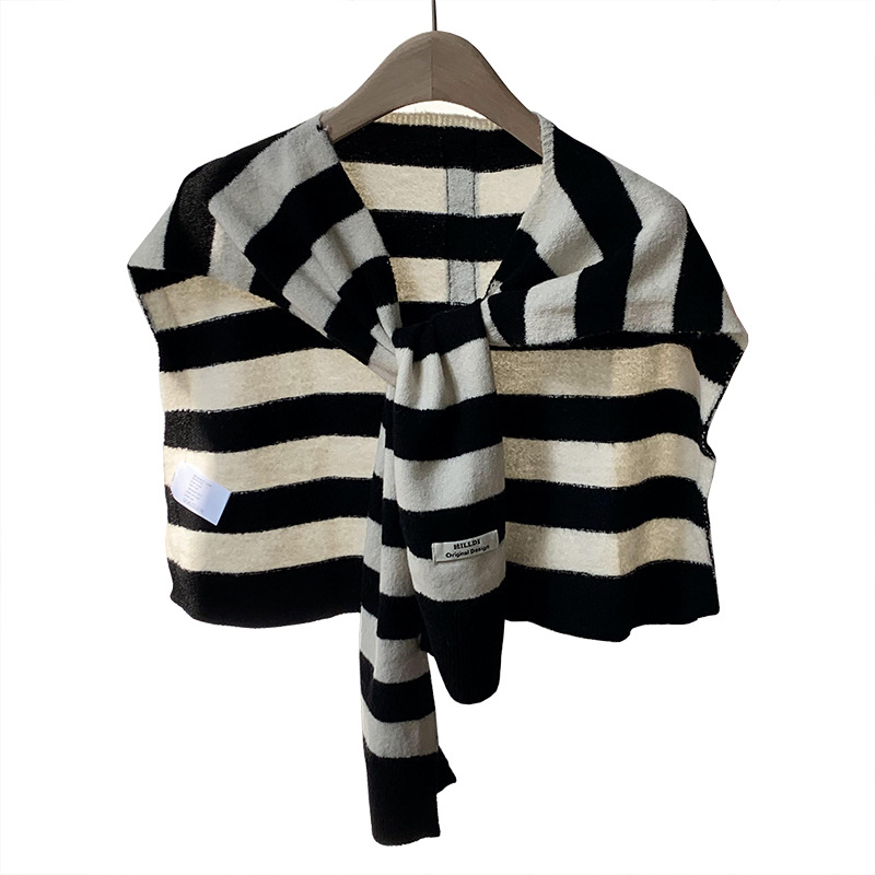 Shallo de punto de alta sensación de otoño y invierno 2025 nuevo estilo de sala de aire acondicionado de punto pequeño hombro de hombro exterior con chal cálido al por mayor