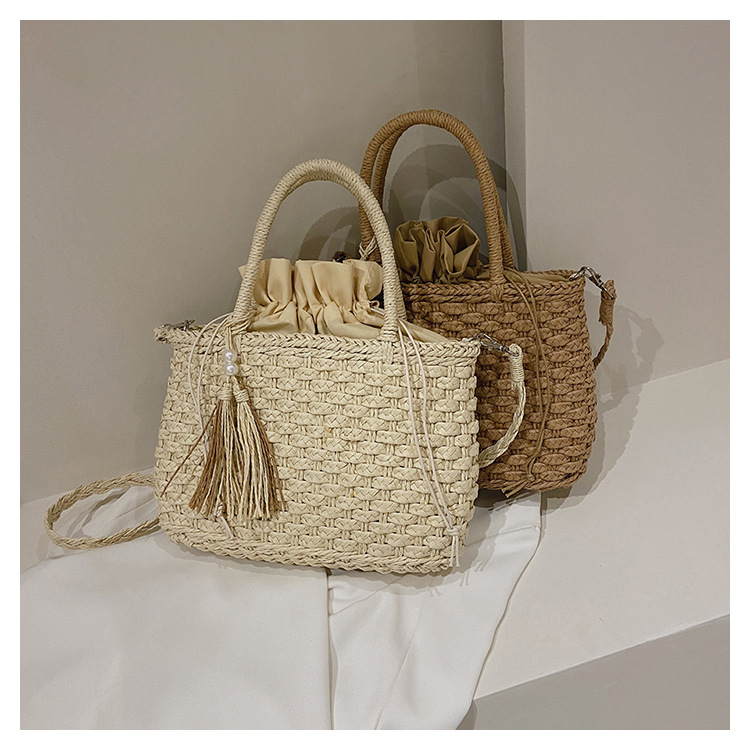 Women's Straw Solid Color Vacation Fashion Weave Soft Surface Square String Shoulder Bag Handbag display picture 2