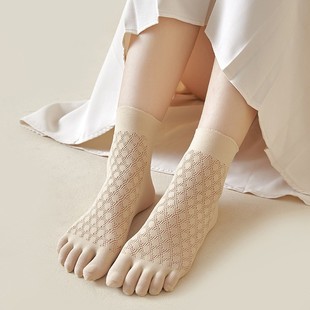 Factory wholesale spring and summer new ladies thin five-finger socks Japanese velvet ice silk mesh sweat absorbent breathable socks