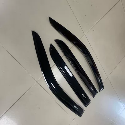 Shield 2026 New Model Hilux: Rain shield
