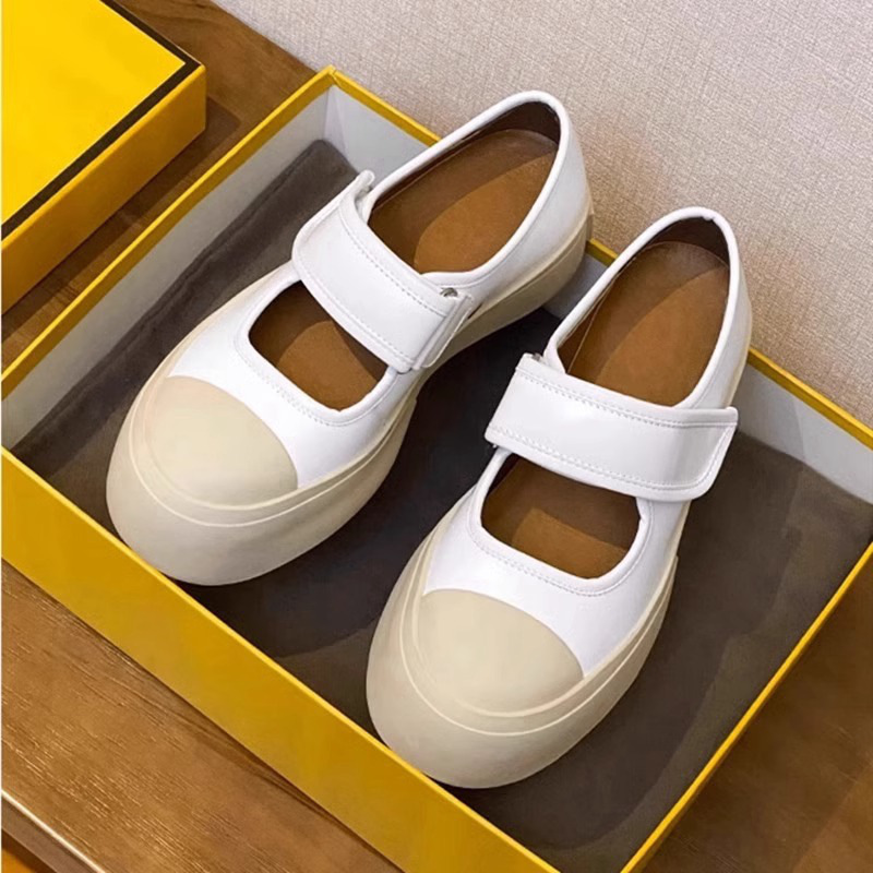 Top Version Zhao Lusi Style Genuine Leather Thick-Soled Mary Jane Shoes for Women, Autumn Mid-Heel Flat Shoes with Velcro, White Sneakers Top Version Zhao Lusi Style Genuine Leather Thick-Soled Mary Jane Shoes for Women, Autumn Mid-Heel Flat Shoes with Velcro, White Sneakers