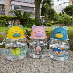 翊同新款pc塑料小肚杯450ml 網紅吸管杯子兒童可愛小熊水壺背帶款