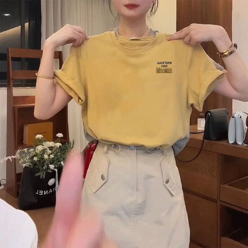 Trendy Cotton T-Shirt with an Instagram-Style Design, Youthful and Fashionable, Versatile, Slimming, Simple Short-Sleeve Yellow Basic Top for Women Trendy Cotton T-Shirt with an Instagram-Style Design, Youthful and Fashionable, Versatile, Slimming, Simple Short-Sleeve Yellow Basic Top for Women