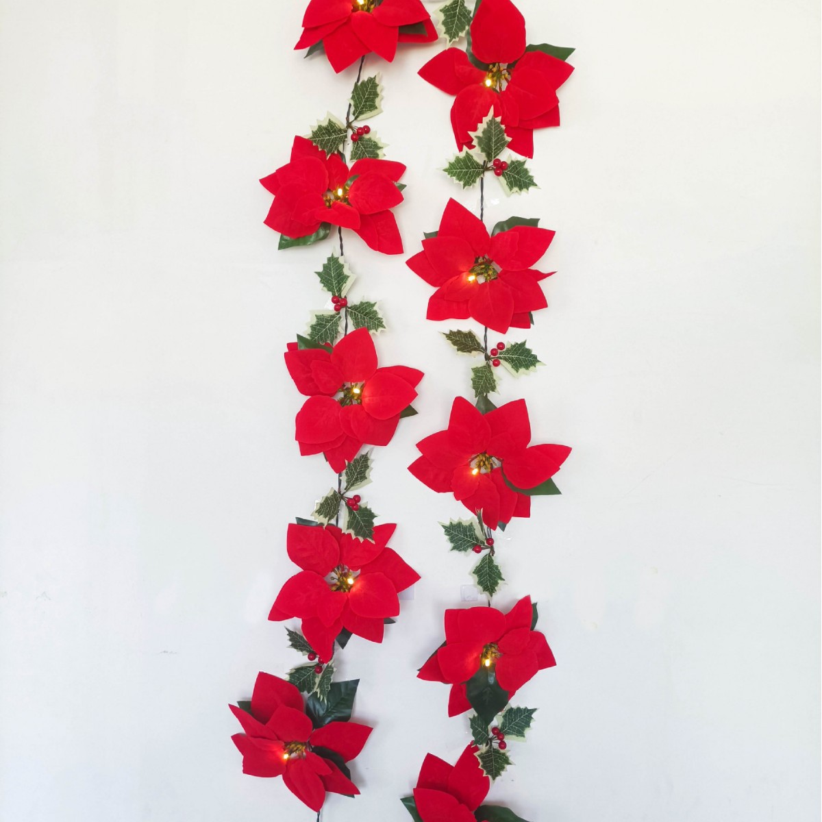 Poinsettia Navidad flor decoración Garland verde oscuro Cadena de luz Garland decoración al aire libre caja de la batería decoración del jardín