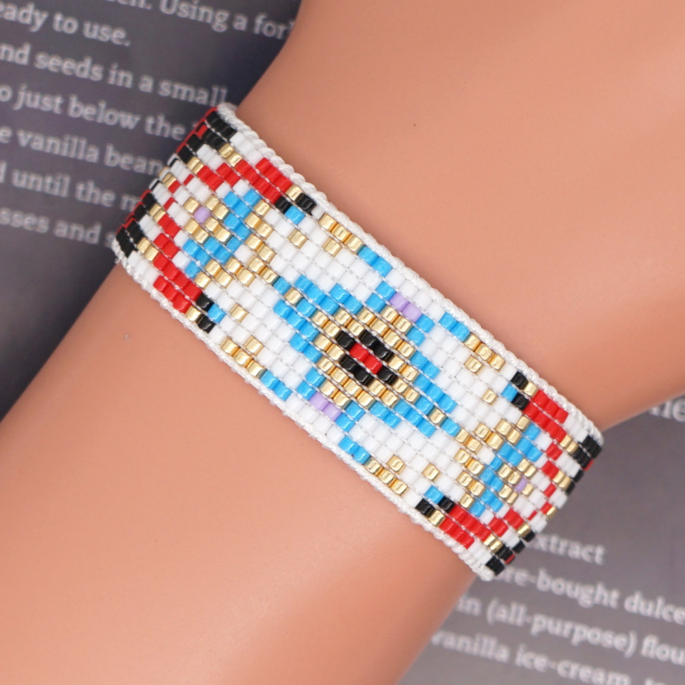 Bohemian Beaded Woven Geometric Pattern Bracelet display picture 1