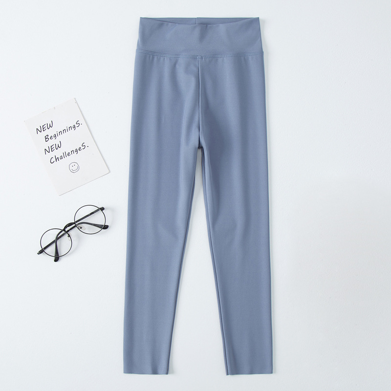 Pantalones de tiburón para niñas primavera y otoño ropa de bebé delgada Pantalones deportivos de corte casual niños medianos y grandes estiran pantalones de yoga fabricante