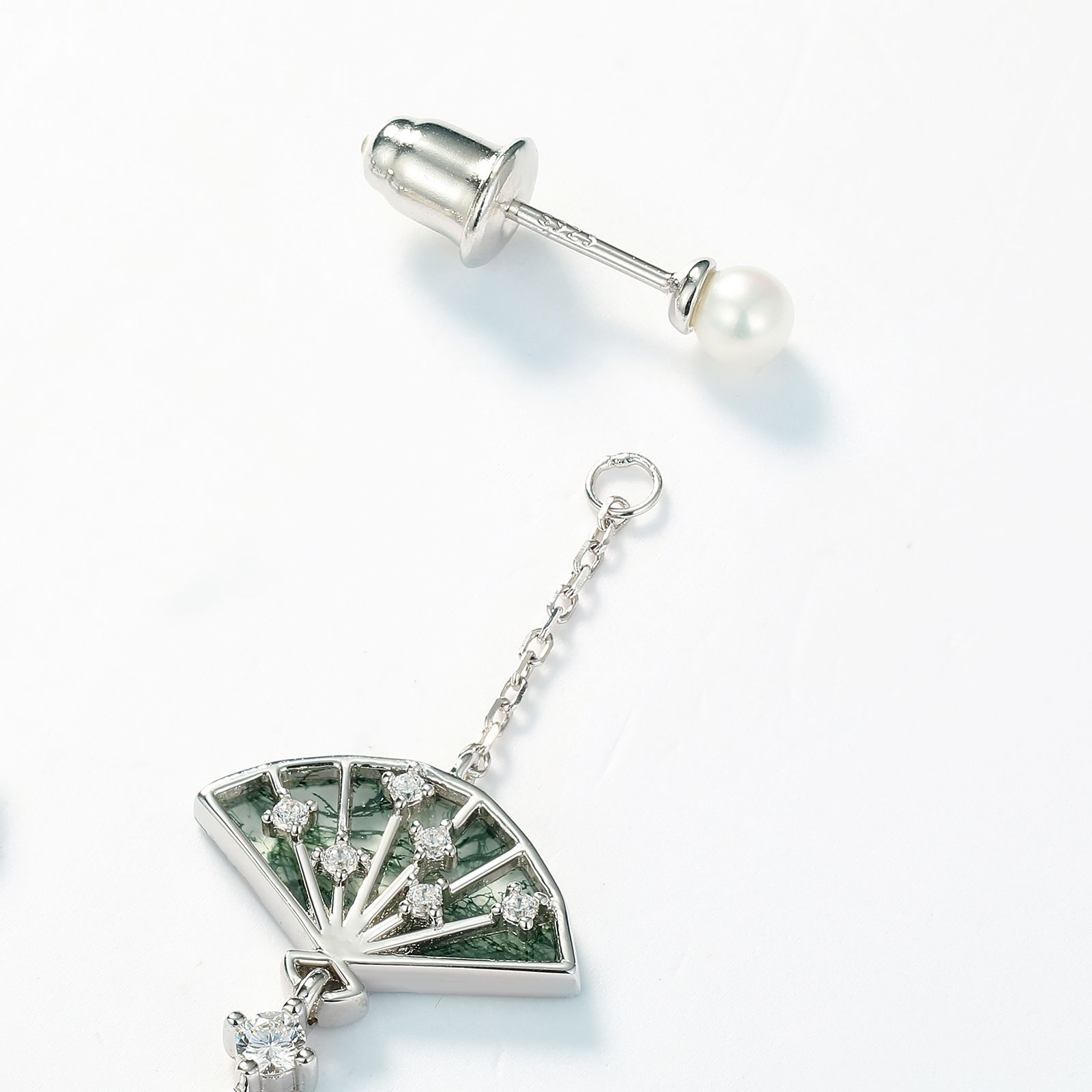 Nuevo estilo transfronterizo Abanico antiguo Pendientes de musgo verde Pendientes de ágata de hierba de agua natural de plata S925 Moda de lujo ligero