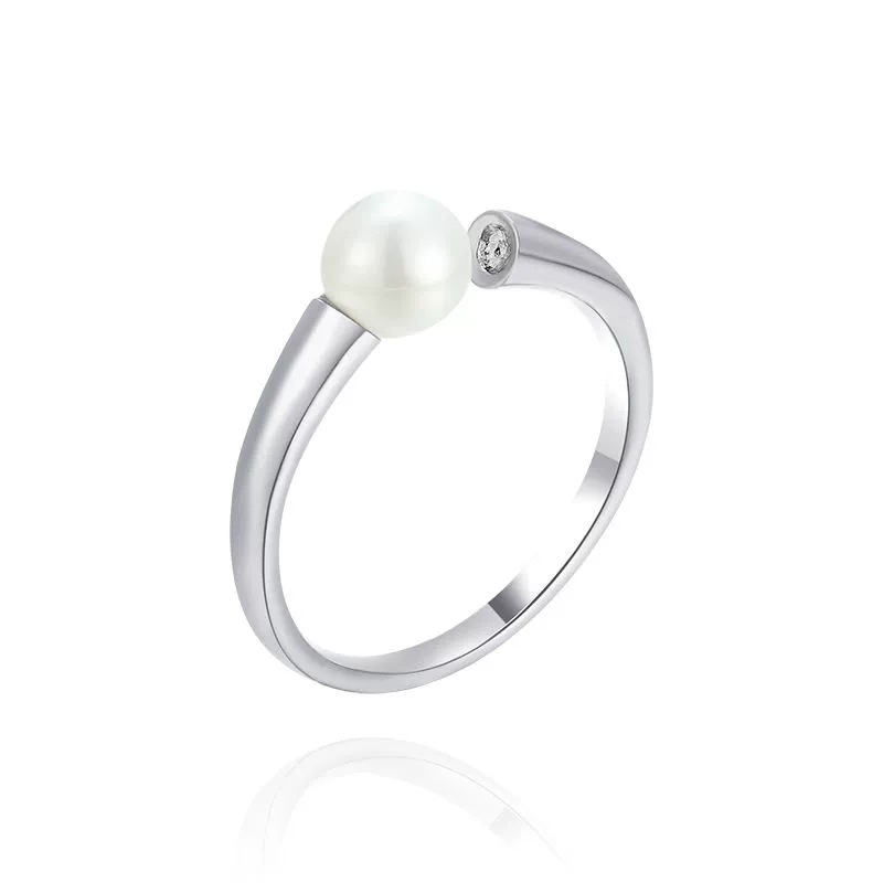 Xuping incrustado perla simple anillo abierto de viento de aleación de cobre chapado en blanco temperamento literario anillo índice