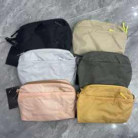 鸟包2025刺绣鸟6L男女情侣款运动休闲单肩腋下斜挎包收纳休闲百搭