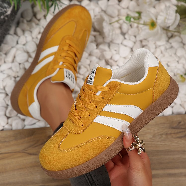Zapatos de entrenamiento de base plana para mujeres 2025, primavera y otoño, zapatos de skate de comercio exterior de tamaño grande, zapatos casuales de moda, zapatos blancos para mujeres