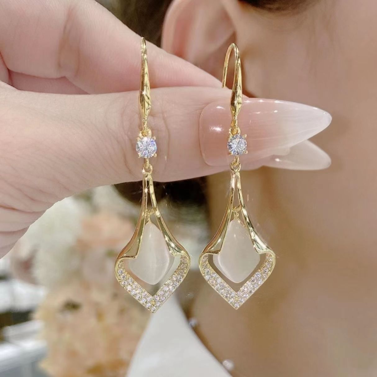 Drop Earrings Classification 1 Pair Quantity 1 Pair Elegant Basic Lady Geometric Flower Butterfly Inlay Alloy Artificial Crystal Drop Earrings