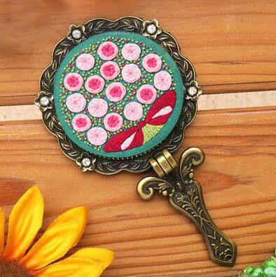 Bordado DIY hecho a mano espejo cosmético paquete material Suzhou bordado escuela regalo tela producción creativa mano laminado espejo
