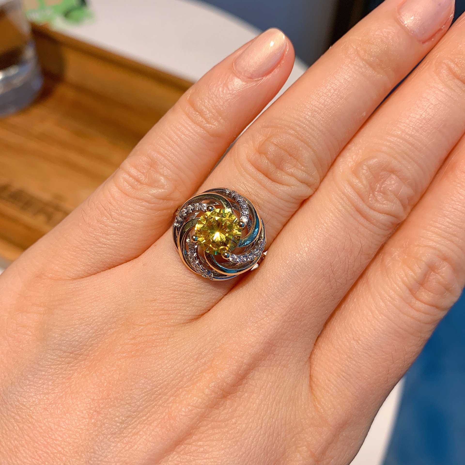 Retro Color Block Copper Gold Plated Inlay Rhinestones Open Ring