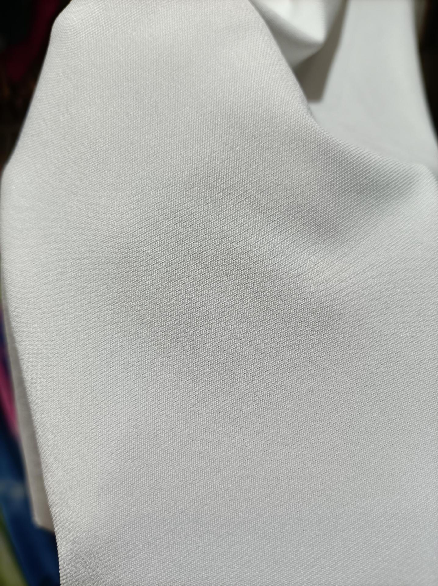 Tejido de seda de leche 95% poliéster 5% spandex tejido de seda de leche de poliéster
