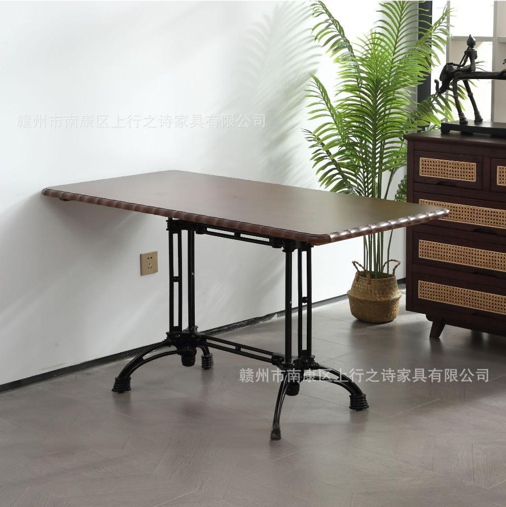 Mesas y sillas de cafetería retro Sillas de comedor de estilo chino americano Sillas de restaurante occidental Sillas y sillas de cafetería Un juego completo de mesas de taberna