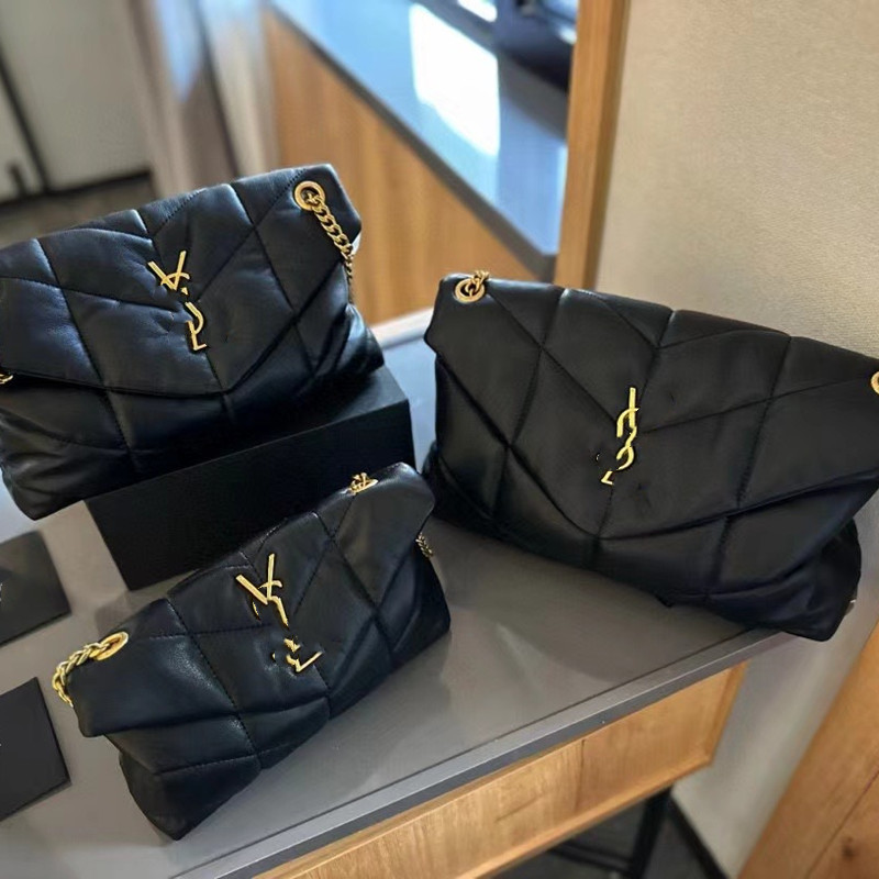 Genuine Leather Fragrant Fashion New Arrival Sheepskin Women's Bag Classic Cloud Bag Diamond Plaid Underarm Chain Shoulder Bag Crossbody Bag Genuine Leather Fragrant Fashion New Arrival Sheepskin Women's Bag Classic Cloud Bag Diamond Plaid Underarm Chain Shoulder Bag Crossbody Bag