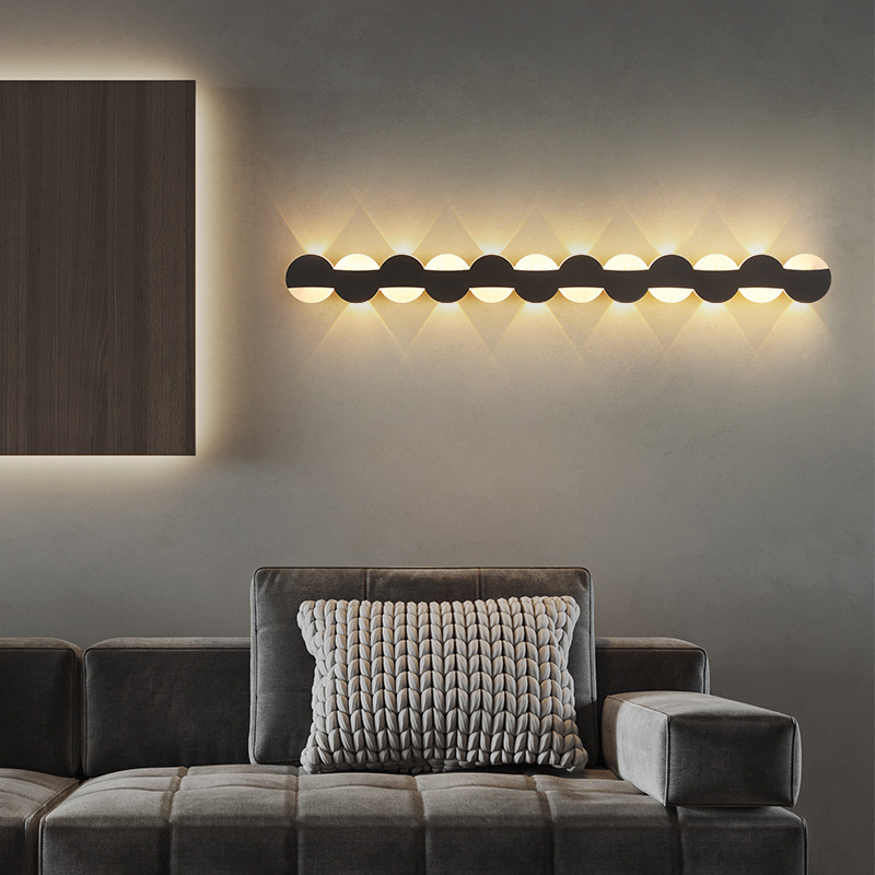Diseñador sensación de cabecera de fondo rejilla de cabeza de luz de pared de atmósfera TV de diseño moderno Nordic lámpara de fondo cama larga