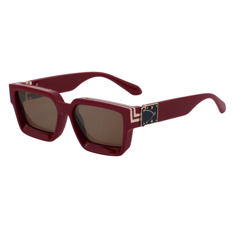 C8 dark red frame golden tea slices