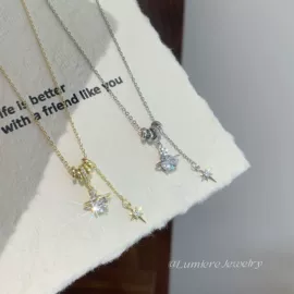 耳钉;耳环;耳扣