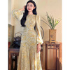 Long sleeved floral dress with fashionable temperament