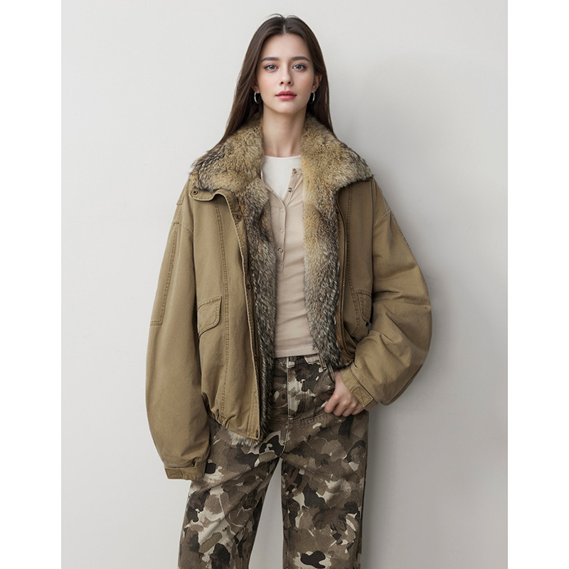 『巴黎叙事』超大貉子毛领水洗牛仔短款皮草派克服90白鸭绒羽绒服