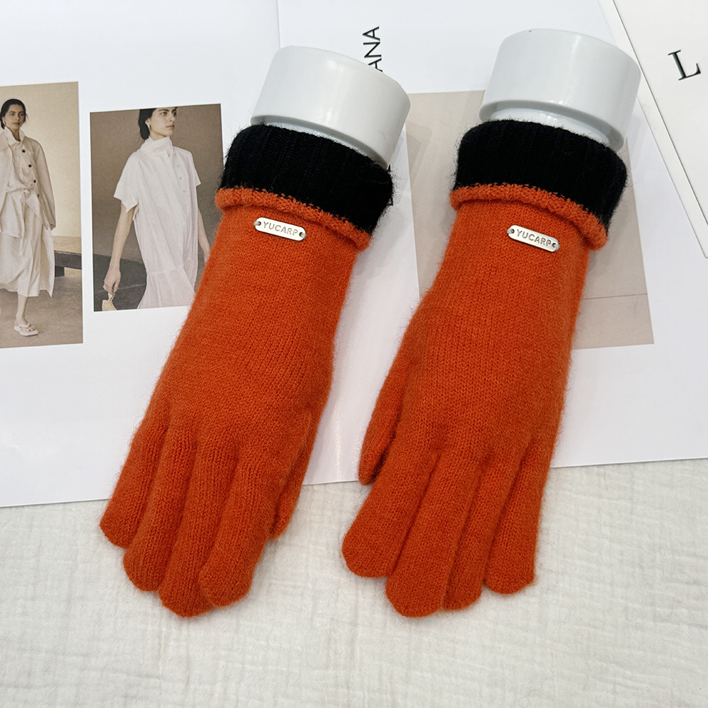 Otoño y invierno de color sólido nuevo guante de punto de moda con pantalla táctil al aire libre a prueba de viento y calor a prueba de frío de cinco dedos guantes largos
