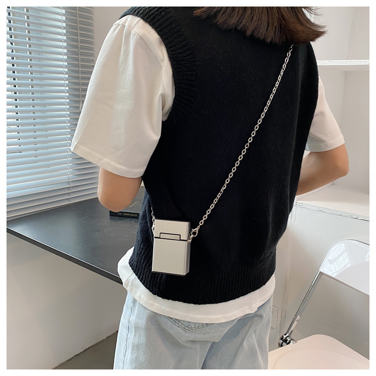 Women's Small Plastic Solid Color Streetwear Lock Clasp Box Bag display picture 10
