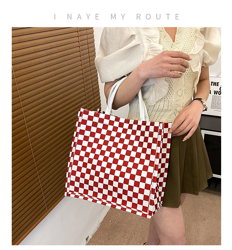 Large-capacity single-shoulder tote bag 2024 new style fashionable and textured trendy handbag for commuting and casual use, large checkered bag for women full figure