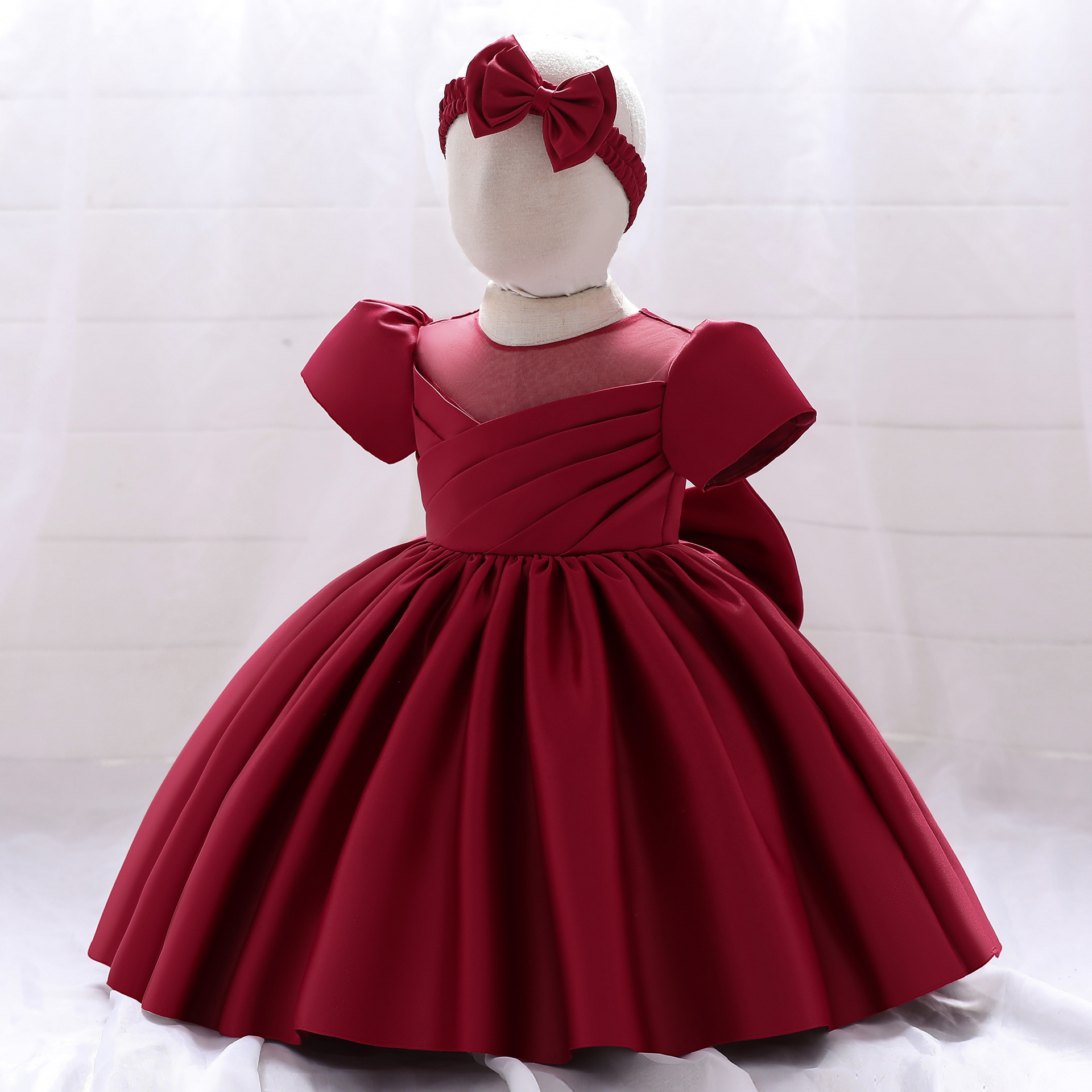 Nueva llegada del bebé niños Amazon vestido de novia niña manga corta color sólido forjado paño lavado vestido bebé un año de edad vestido de princesa