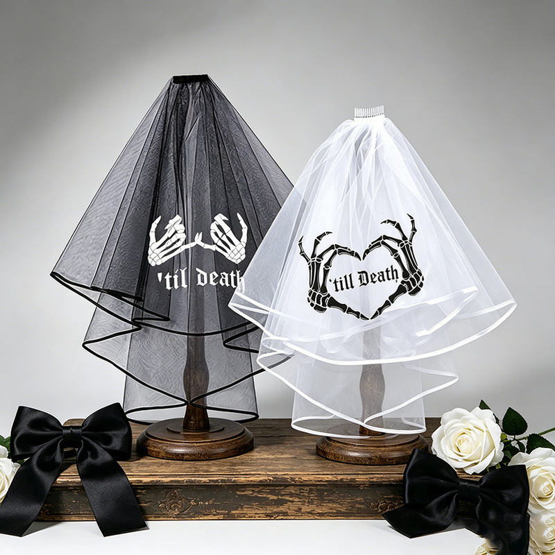 Halloween Dark Gothic Style Double-Layered Skull Veil'Till Death' Skeleton Heart Hand Bridal Veil Halloween Dark Gothic Style Double-Layered Skull Veil'Till Death' Skeleton Heart Hand Bridal Veil