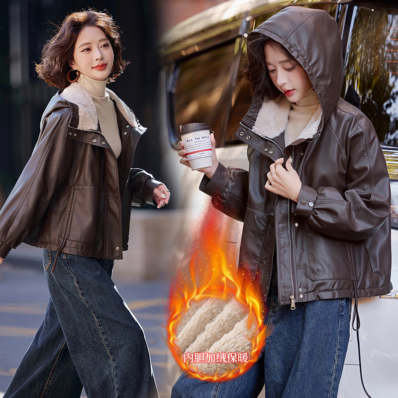 Haining Sheepskin Leather Jacket for Women 2025 New Fashion Casual Elegant Versatile Women's Velvet Hooded Motorcycle Jacket Trendy