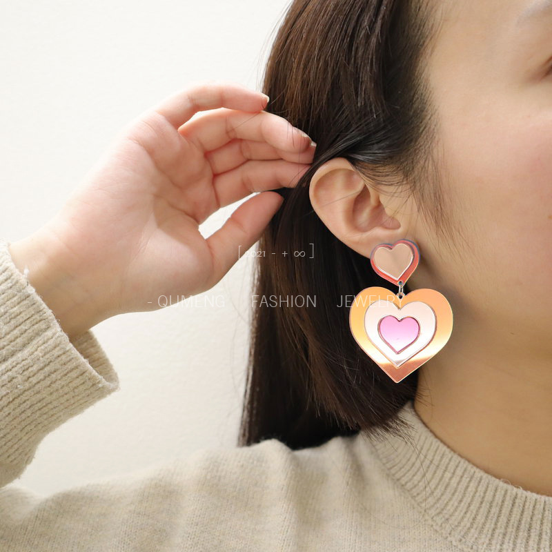 1 Pair Fashion Heart Shape Arylic Hollow Out Valentine's Day Women's Drop Earrings display picture 2