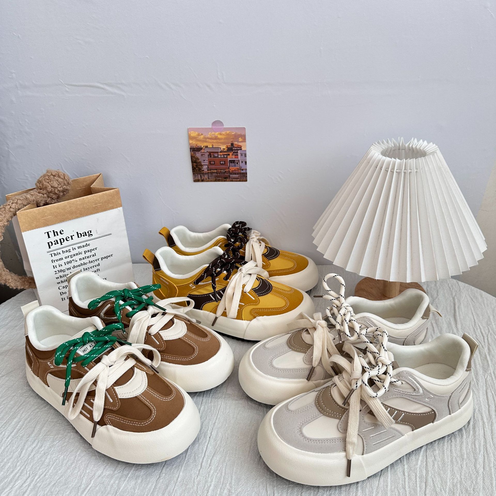 6629 plantillas de látex/zapatos de entrenamiento alemanes de suela gruesa zapatos de mujer zapatillas casuales 2025 nuevos zapatos blancos retro de punta redonda