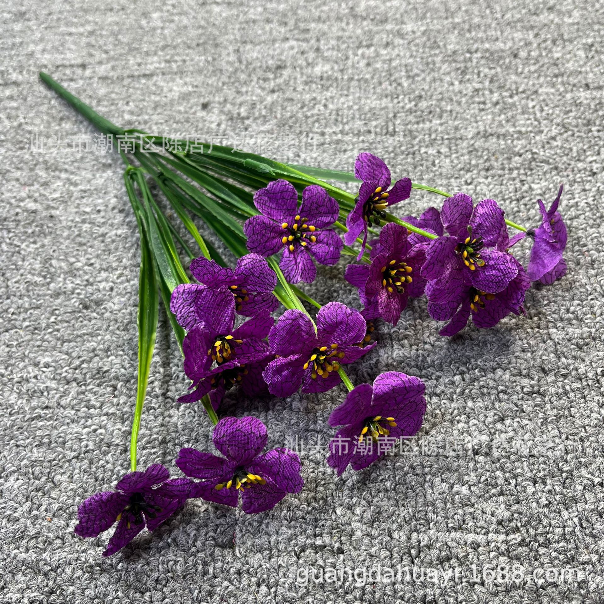 5 cabezas de hierba de primavera serigrafía violeta loto profundo