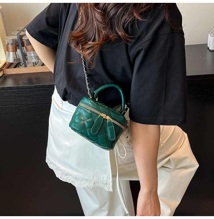 169g Weight Zipper Closure Type Single Shoulder Strap Strap Type Shoulder Bag Bags Type Casual Occasion Pu Leather Material Solid Color Pattern All Seasons Season Women's Gender Streetwear Style Square Shape Women's Pu Leather Solid Color Streetwear Square Zipper Shoulder Bag 20
