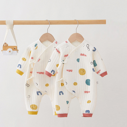 Baby clothes, newborn clothes, spring and autumn, three-layer warm pure cotton, long-sleeved, one-piece, crawling clothes, baby clothes, infant clothes