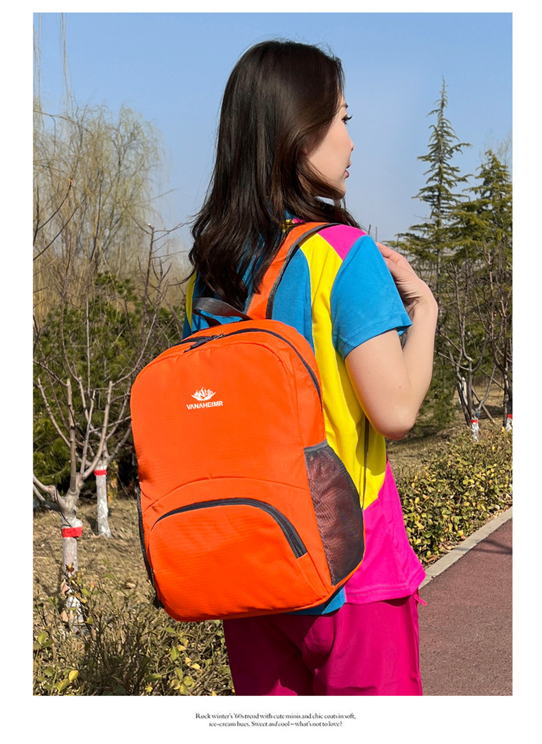 Waterproof 20 Inch Hiking Backpack Casual Sport Backpacks display picture 4