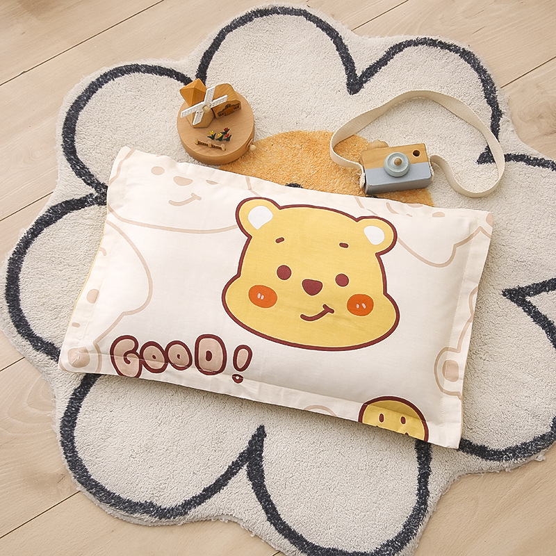 Juego de cama de jardín de infantes de algodón de tres piezas con estampado de algodón de seis piezas