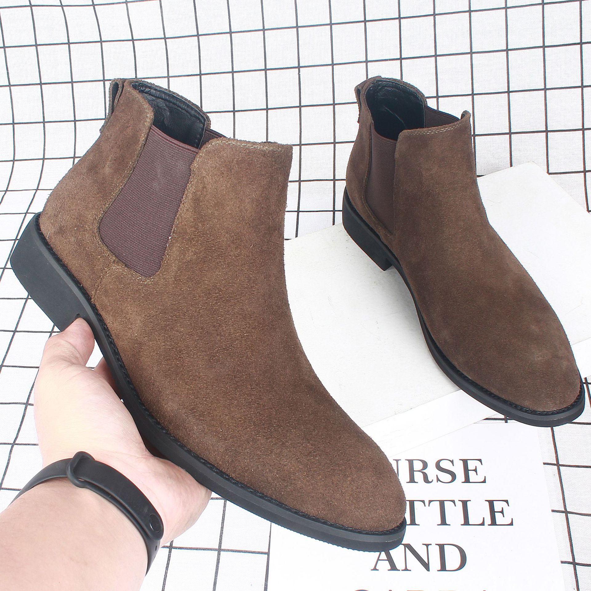 2022�������ѥ��Ӣ�׸߰�Ь���泱�����ŷ���Ƥ���й�װѥ683