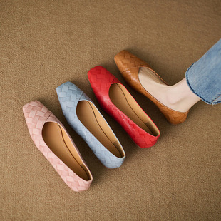 ��ʽͨ�ھ���ƽ��СƤЬŮ2025�¿���Ƥ�A�^�\�چ�Ьһ�֎�����Ь