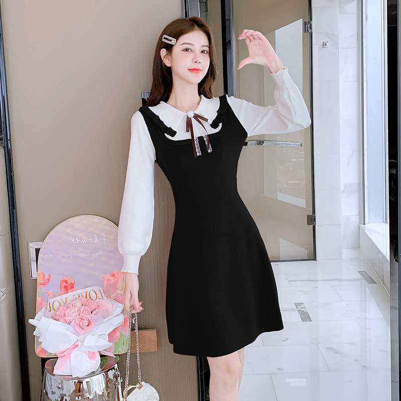 Korean Style Two-Piece Red Knitted Sweater Dress with Bow, Christmas and New Year Red Outfit, Base Dress Korean Style Two-Piece Red Knitted Sweater Dress with Bow, Christmas and New Year Red Outfit, Base Dress